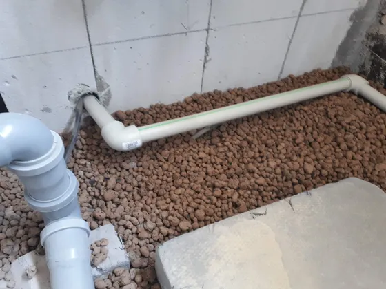 Detail technické přípravy a rozvodů.